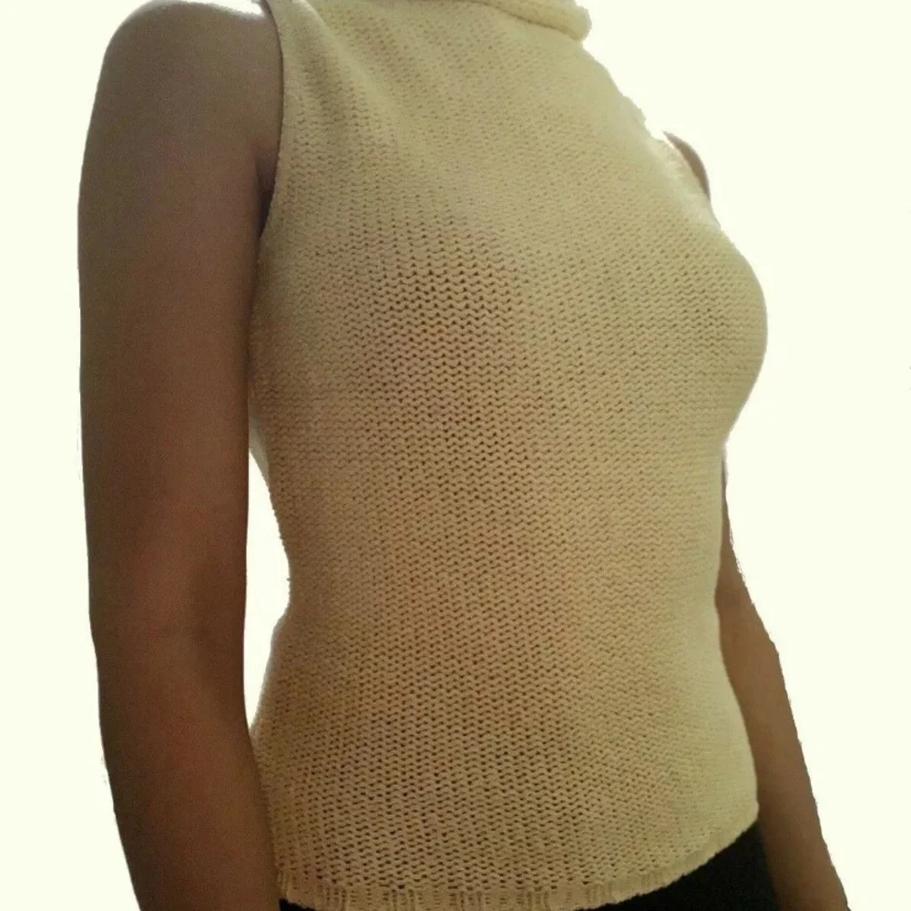 Pale Yellow Sleeveless Turtleneck Knit Sweater - Picture 8 of 13